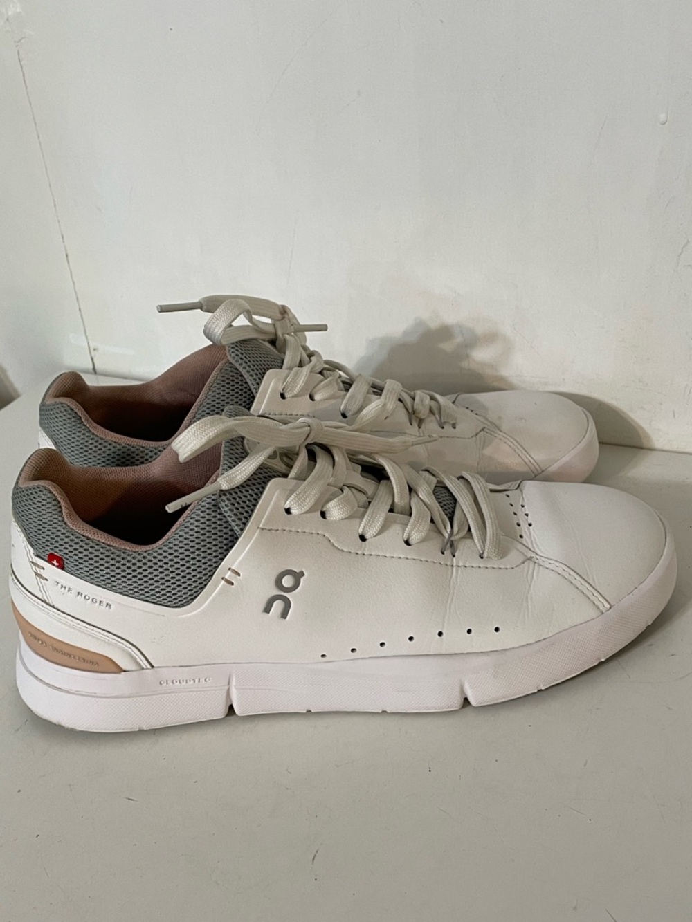 On Running The Roger Sneaker